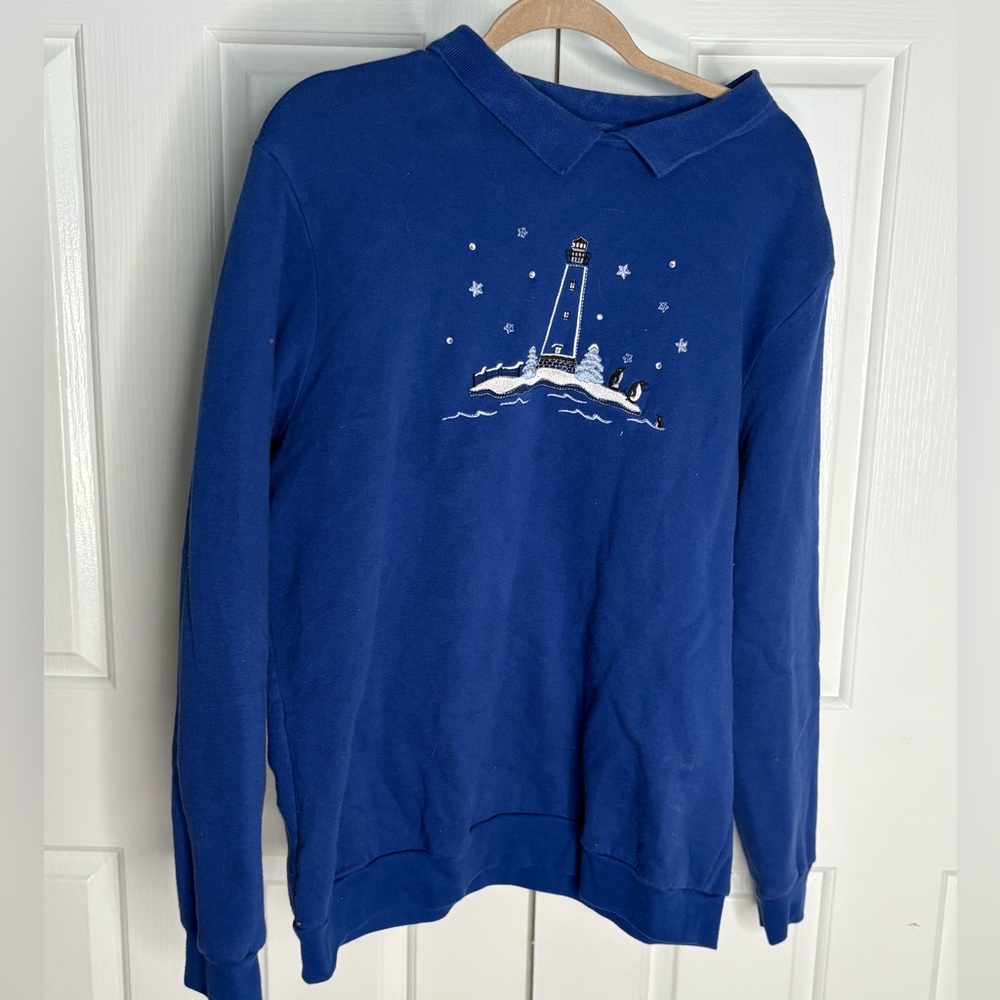 blue lighthouse embroidered crewneck!